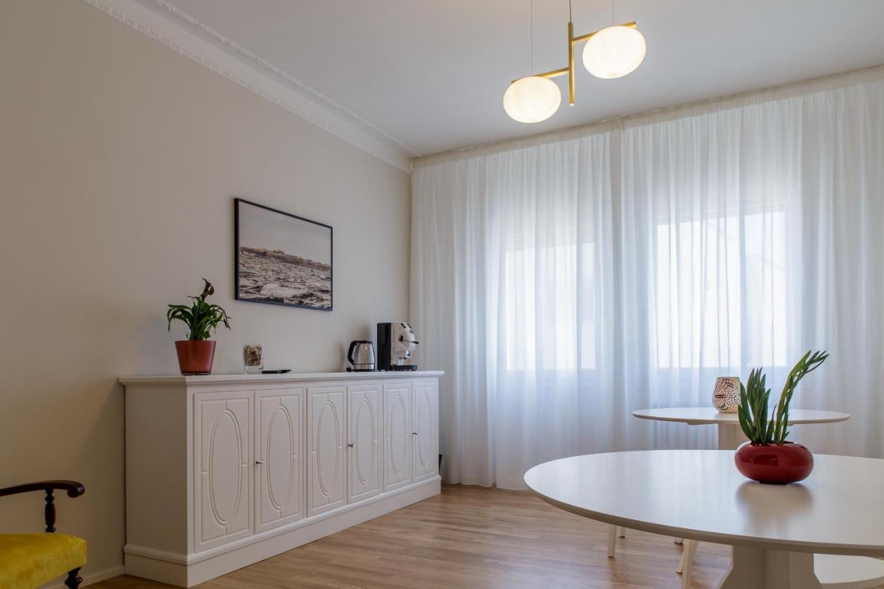 Trerooms B&B Галиполи Екстериор снимка